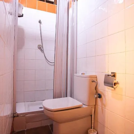 Barbatuke - Art & Hostel Гостьовий будинок Малага