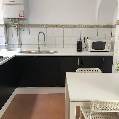 Barbatuke - Art & Hostel * Малага
