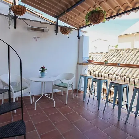 Barbatuke - Art & Hostel * Malaga